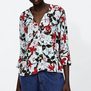 [XL]Zara Red and Black Floral Relaxed P Blouse